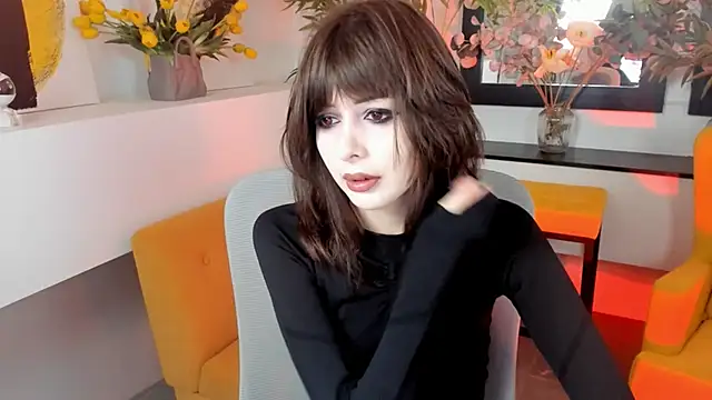 CrystallBloom online show from 10-20-25, 04:24