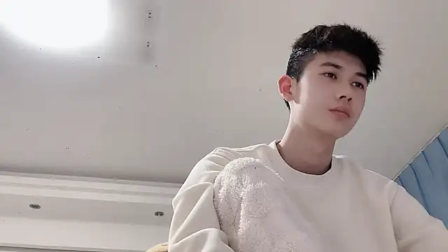 xiaojie2563 online show from 02-26-26, 11:42