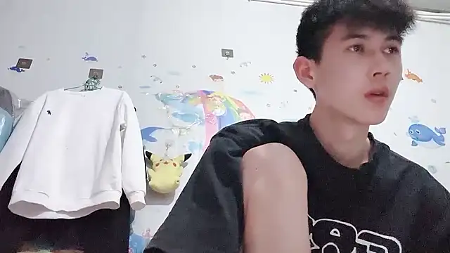 xiaojie2563 online show from 04-16-26, 03:24