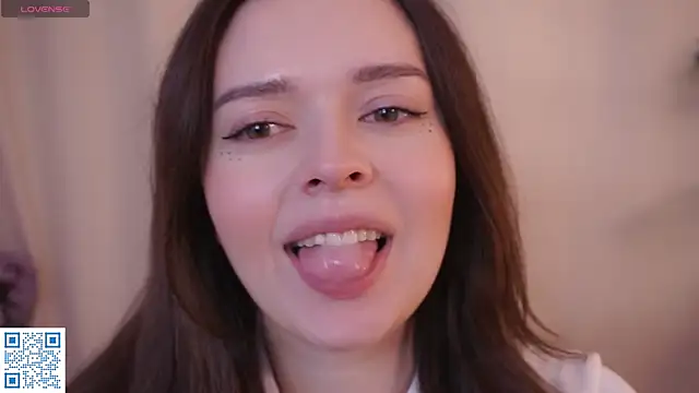 BlissHey online show from 10-24-25, 04:14