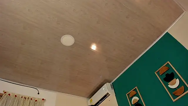 Mely Ellis online show from 11-13-25, 03:55