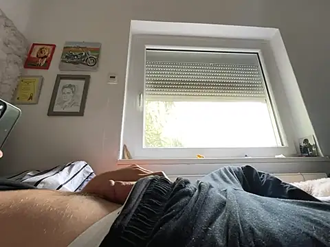 xmilolivex online show from 05-11-26, 01:28