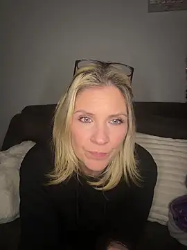 Lexi-Lux-X online show from 01-07-26, 12:46