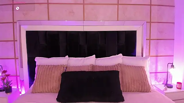 GretaVelvet online show from 02-06-26, 07:50