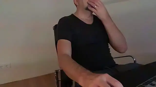 Snapshot of german9inch chatting on 11-22-25, 08:41 german9inch online show from 11-22-25, 08:41