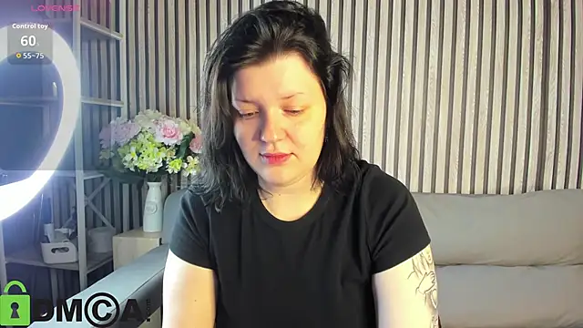 Michele Greenn online show from 09-11-25, 01:06