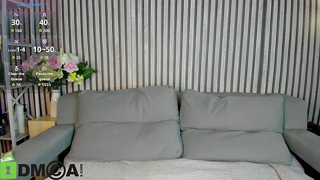 Michele Greenn online show from 10-15-25, 01:17