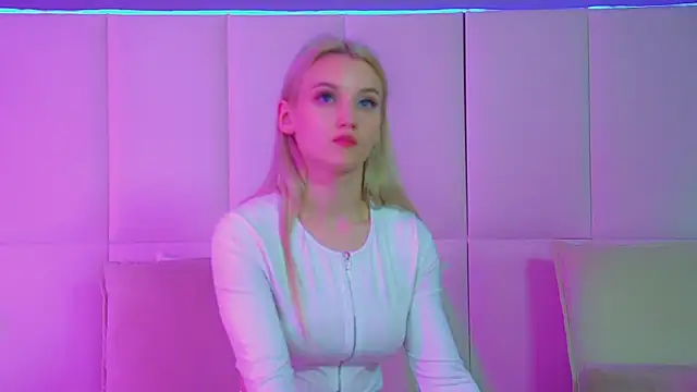 StacyEvances online show from 09-23-25, 07:00