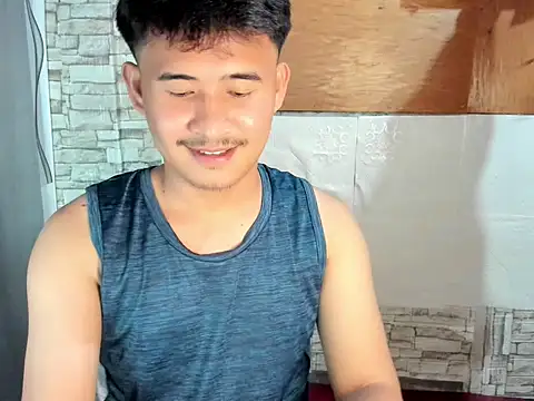 Snapshot of Adim-pinoy146 chatting on 05-04-26, 10:22 Adim-pinoy146 online show from 05-04-26, 10:22