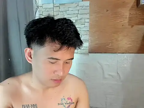 Snapshot of Adim-pinoy146 chatting on 05-06-26, 09:03 Adim-pinoy146 online show from 05-06-26, 09:03