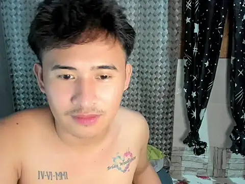 Snapshot of Adim-pinoy146 chatting on 05-18-26, 11:38 Adim-pinoy146 online show from 05-18-26, 11:38