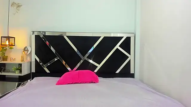 iisabella noa online show from 09-10-25, 12:38