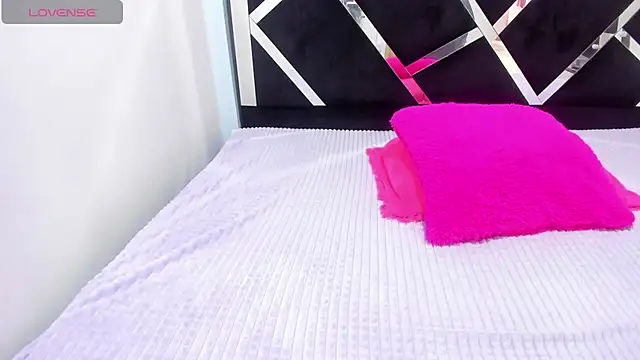 iisabella noa online show from 10-23-25, 01:32