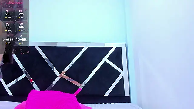 iisabella noa online show from 12-15-25, 01:04