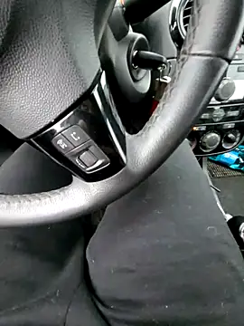 giova17cm online show from 10-31-25, 03:02