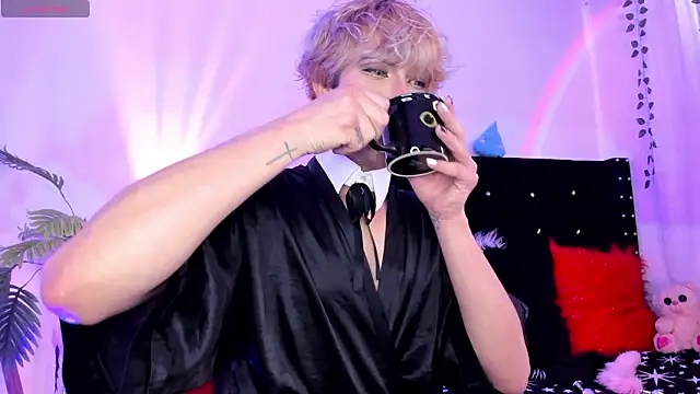 Snapshot of Cooperrosscute233 chatting on 02-03-26, 03:39 Cooperrosscute233 online show from 02-03-26, 03:39