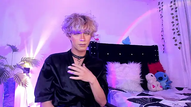 Snapshot of Cooperrosscute233 chatting on 02-15-26, 03:47 Cooperrosscute233 online show from 02-15-26, 03:47