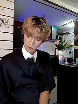 Snapshot of Cooperrosscute233 chatting on 03-22-26, 12:25 Cooperrosscute233 online show from 03-22-26, 12:25