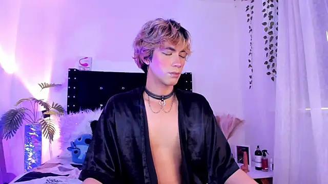 Snapshot of Cooperrosscute233 chatting on 03-25-26, 03:07 Cooperrosscute233 online show from 03-25-26, 03:07