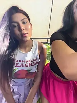 Snapshot of MystiqueXXX chatting on 10-24-25, 01:29 MystiqueXXX online show from 10-24-25, 01:29