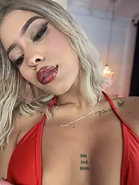 Snapshot of MystiqueXXX chatting on 11-20-25, 01:11 MystiqueXXX online show from 11-20-25, 01:11