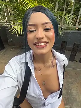 Snapshot of MystiqueXXX chatting on 03-04-26, 01:06 MystiqueXXX online show from 03-04-26, 01:06