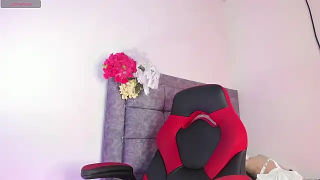 Snapshot of fuckyou_alexa chatting on 09-12-25, 03:45 fuckyou alexa online show from 09-12-25, 03:45