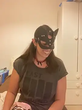 Snapshot of StephaSt chatting on 09-10-25, 09:15 StephaSt online show from 09-10-25, 09:15