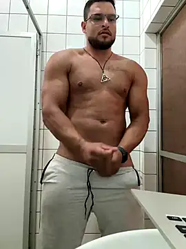 Snapshot of KRYSTALIZEDY chatting on 12-18-25, 05:19 KRYSTALIZEDY online show from 12-18-25, 05:19