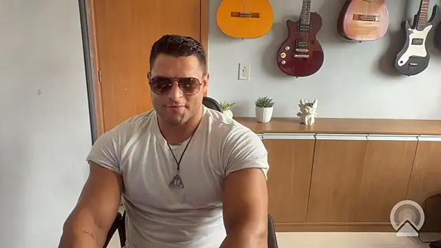 Snapshot of KRYSTALIZEDY chatting on 04-08-26, 05:24 KRYSTALIZEDY online show from 04-08-26, 05:24