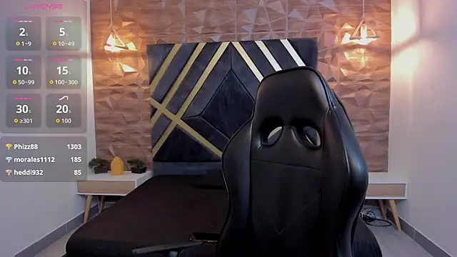 Snapshot of Emmaa_white_ chatting on 12-19-25, 05:36 Emmaa white online show from 12-19-25, 05:36