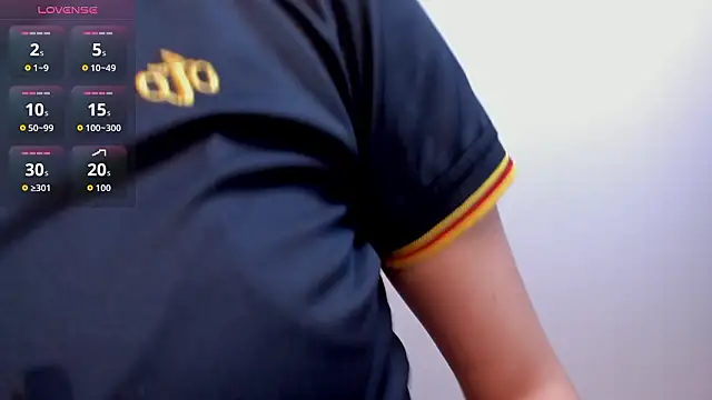 Snapshot of Emmaa_white_ chatting on 02-02-26, 05:11 Emmaa white online show from 02-02-26, 05:11