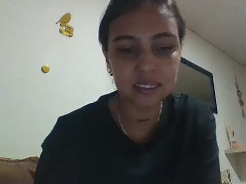 EmmaSplycer02 online show from 04-01-26, 02:56