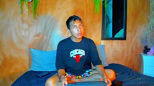 spicy adonhis online show from 03-29-26, 04:29