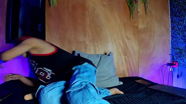 spicy adonhis online show from 04-07-26, 01:22