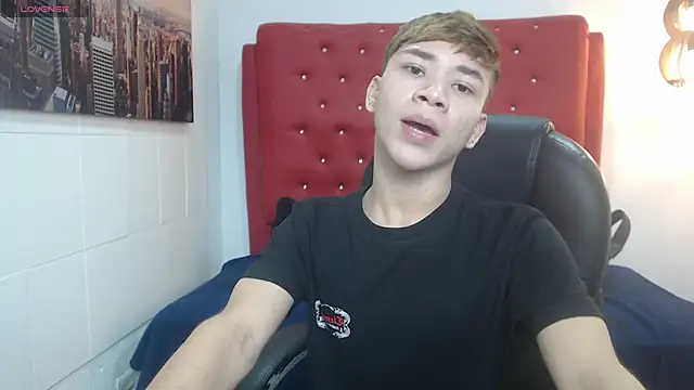 nathanclay online show from 12-04-25, 03:38