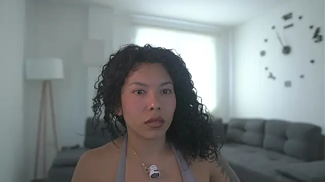 Snapshot of kyria_1 chatting on 05-23-26, 04:44 kyria 1 online show from 05-23-26, 04:44