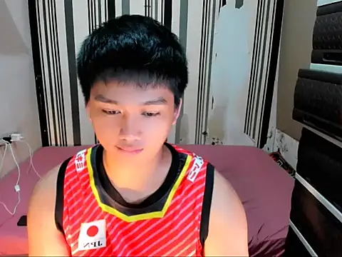 Snapshot of Mister_officer69 chatting on 03-26-26, 12:39 Mister officer69 online show from 03-26-26, 12:39