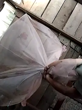 Snapshot of Thuyta chatting on 09-20-25, 12:55 Thuyta online show from 09-20-25, 12:55