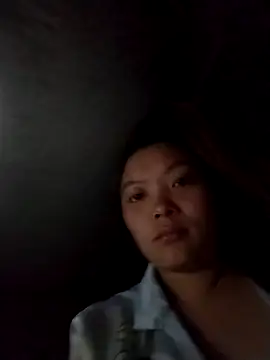 Snapshot of Thuyta chatting on 09-24-25, 04:10 Thuyta online show from 09-24-25, 04:10