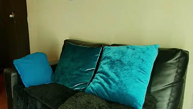  DantFox  online show from 10-22-25, 08:08