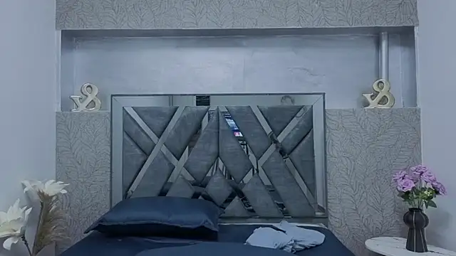  DantFox  online show from 12-05-25, 08:12