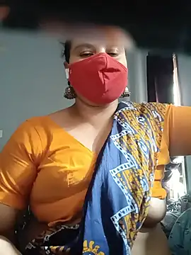 Snapshot of Tamil_Sivani chatting on 06-19-26, 10:41 Tamil Sivani online show from 06-19-26, 10:41