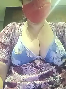 Snapshot of Tamil_Sivani chatting on 07-23-26, 03:54 Tamil Sivani online show from 07-23-26, 03:54