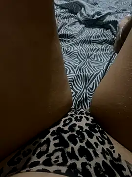 Snapshot of Darkfemminineenergy22 chatting on 09-11-25, 06:08 Darkfemminineenergy22 online show from 09-11-25, 06:08