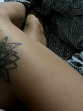 Snapshot of Darkfemminineenergy22 chatting on 11-22-25, 07:35 Darkfemminineenergy22 online show from 11-22-25, 07:35