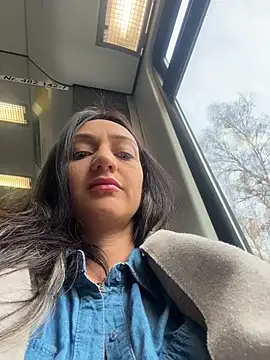 Ninabigtitied online show from 11-12-25, 12:16