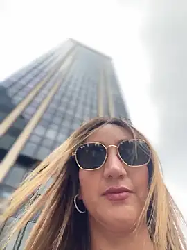 Ninabigtitied online show from 03-10-26, 07:08