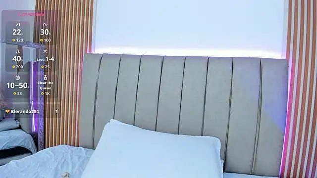 naishaa  online show from 11-20-25, 06:40