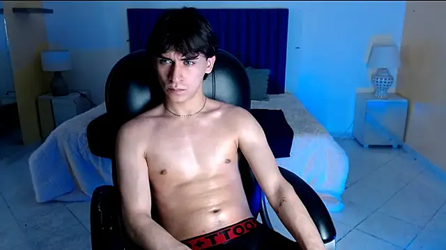 RoberthAlv online show from 02-17-26, 01:40